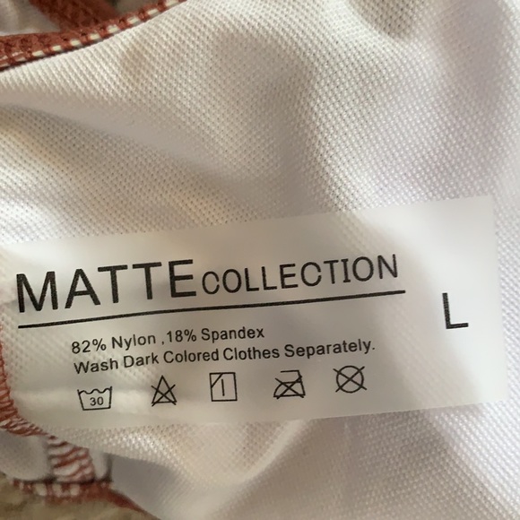 NWT side open Mauvy swimsuit - Picture 4 of 4
